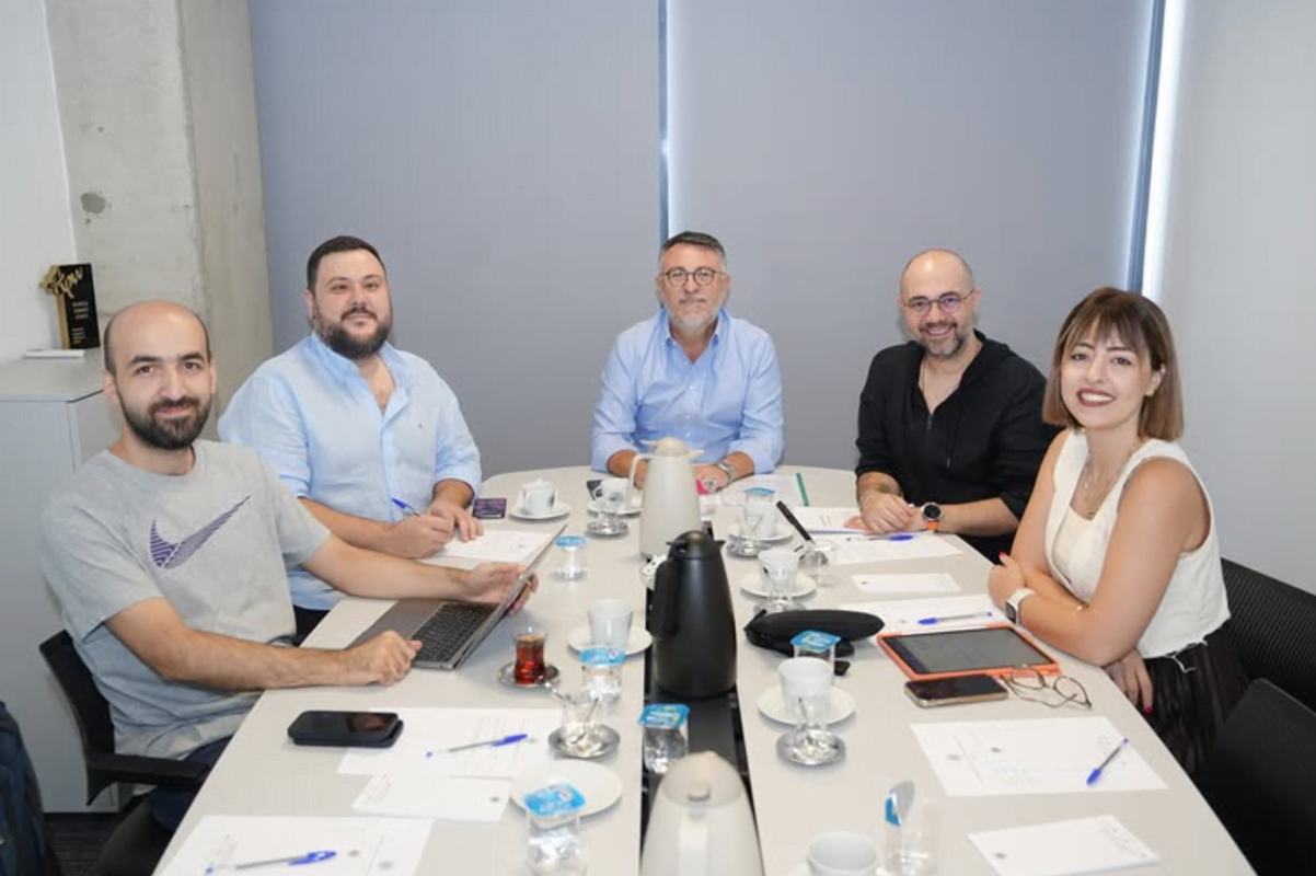 DSO Bilişim Komisyonu Temmuz-Ağustos Toplantısında Yeni Dönem Çalışmalarını Değerlendirdi
